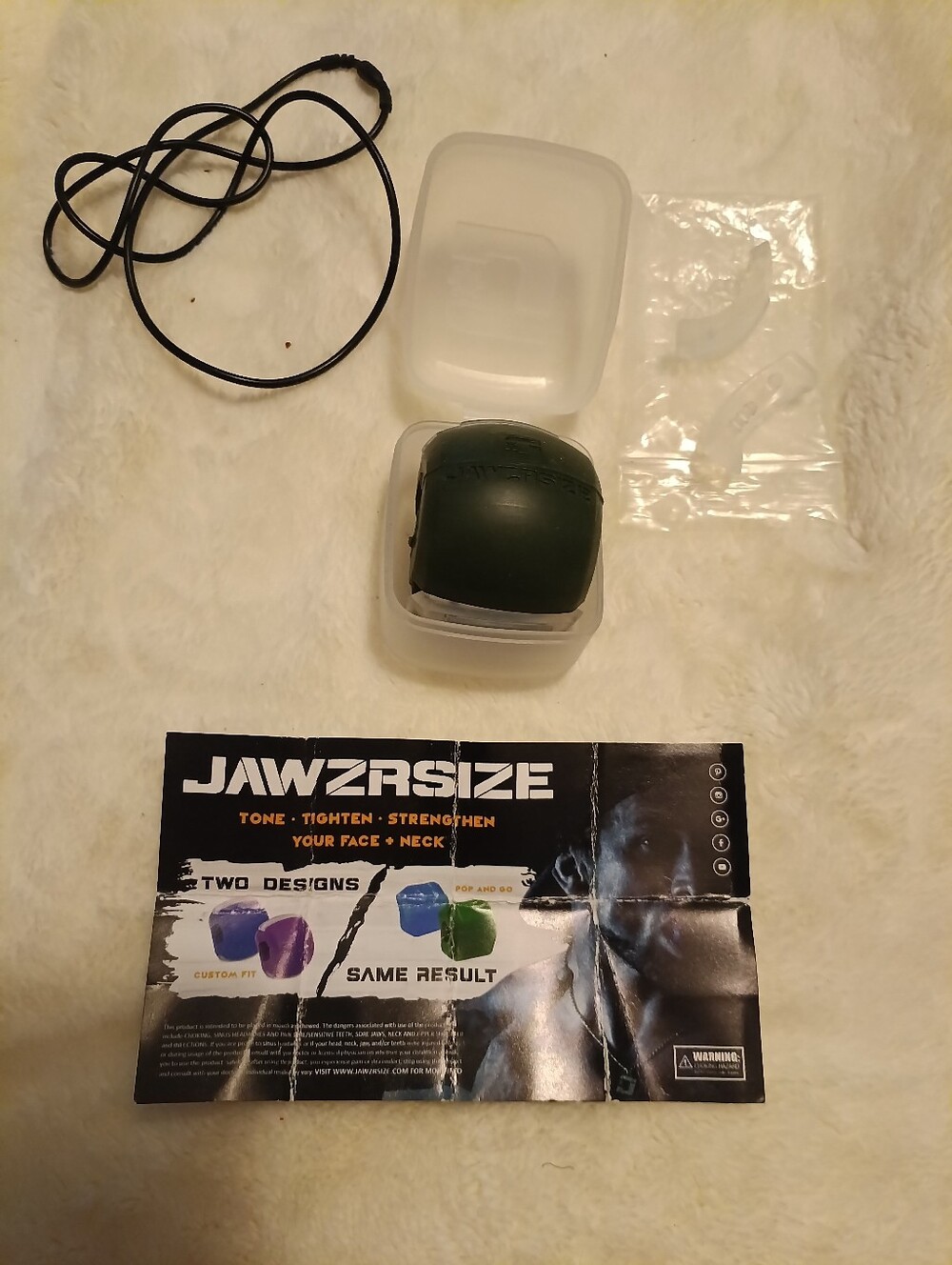 Jawzrsize Facial Exerciser in Dark Green.  Medium Type Strength. New W/out Tag